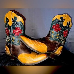 Loredo Janis Flower Inlay Boot